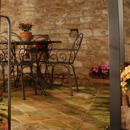 La Piccola Corte Appartement Spello Buitenkant foto