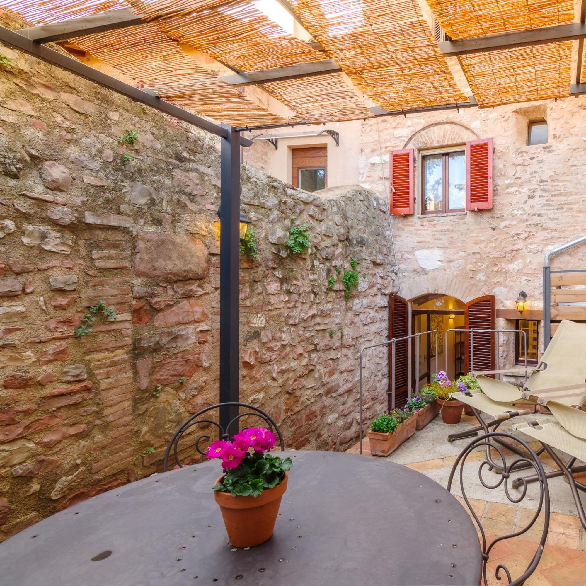 La Piccola Corte Appartement Spello Buitenkant foto